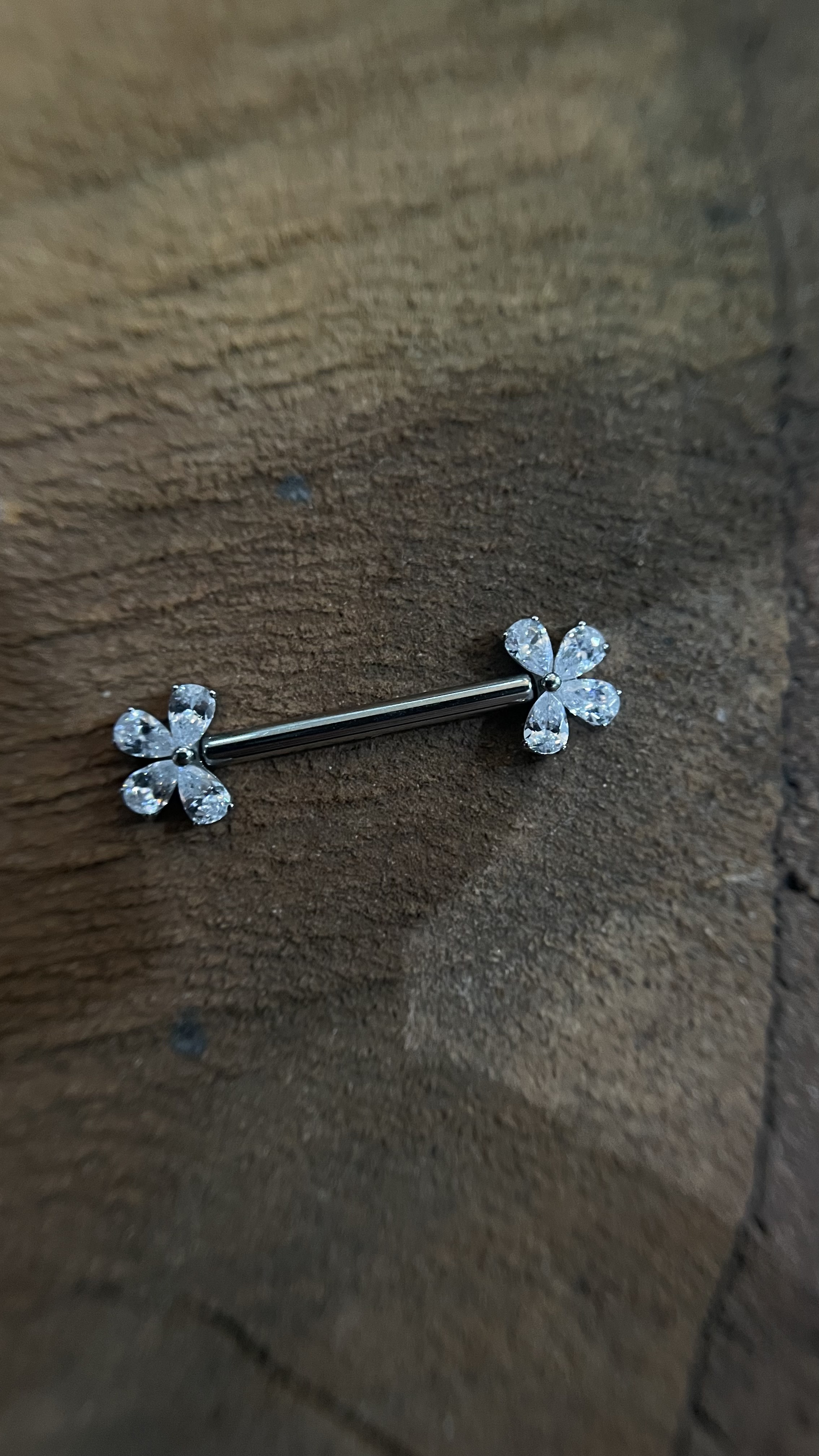 Par de Mamilos Meia Flor Prata