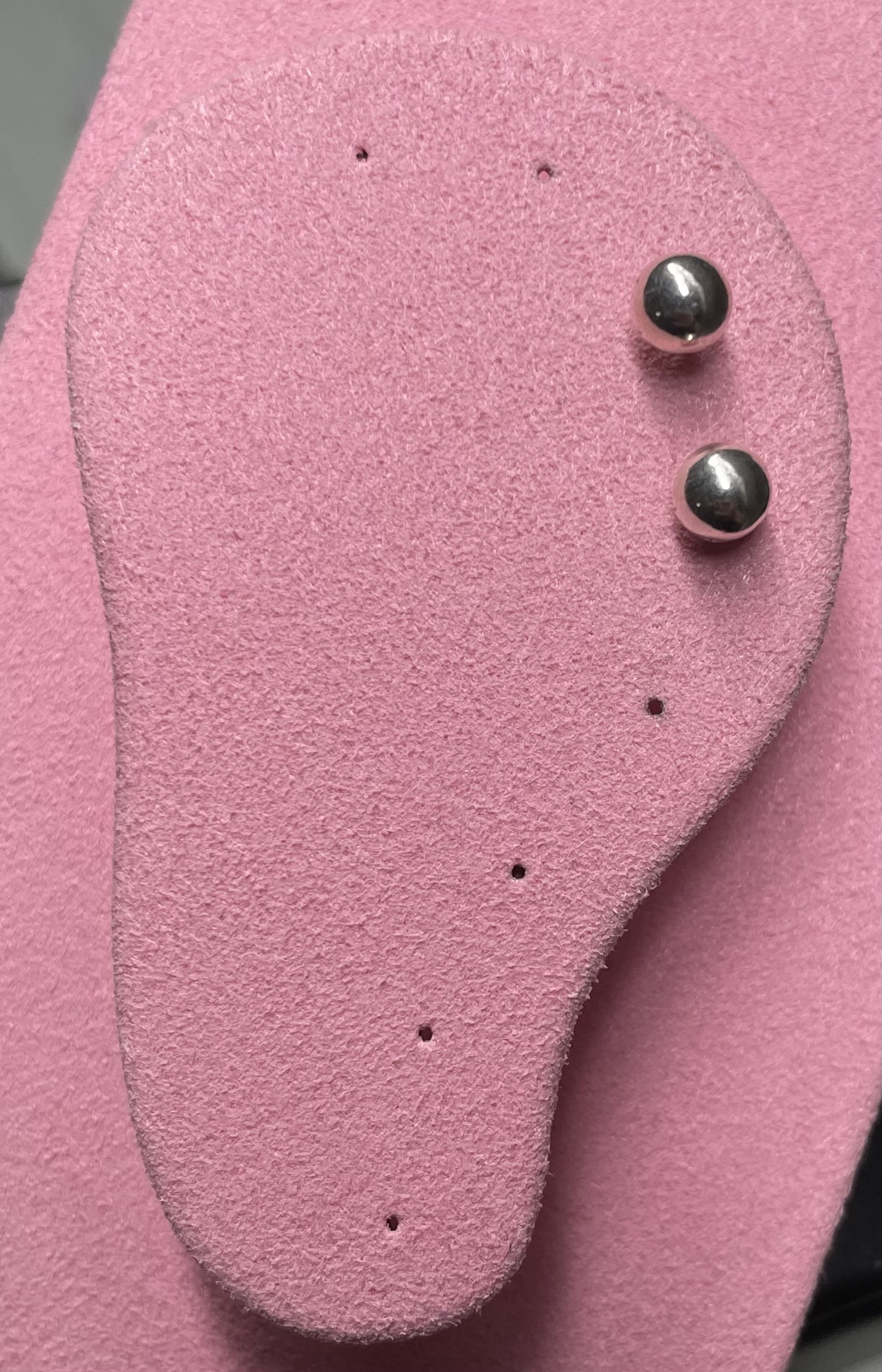 Brinco Esfera 4mm