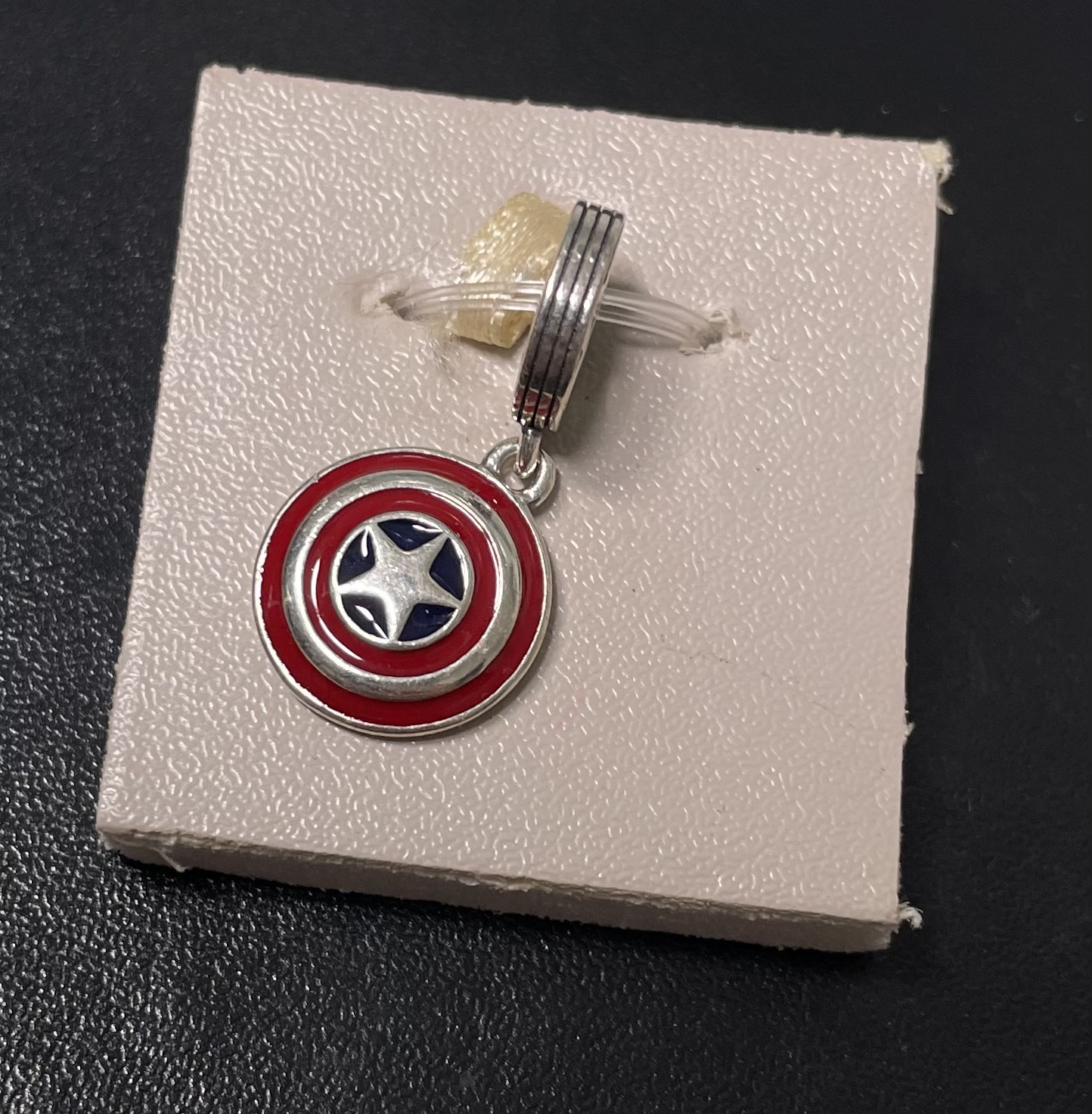 Berloque Marvel Estrela