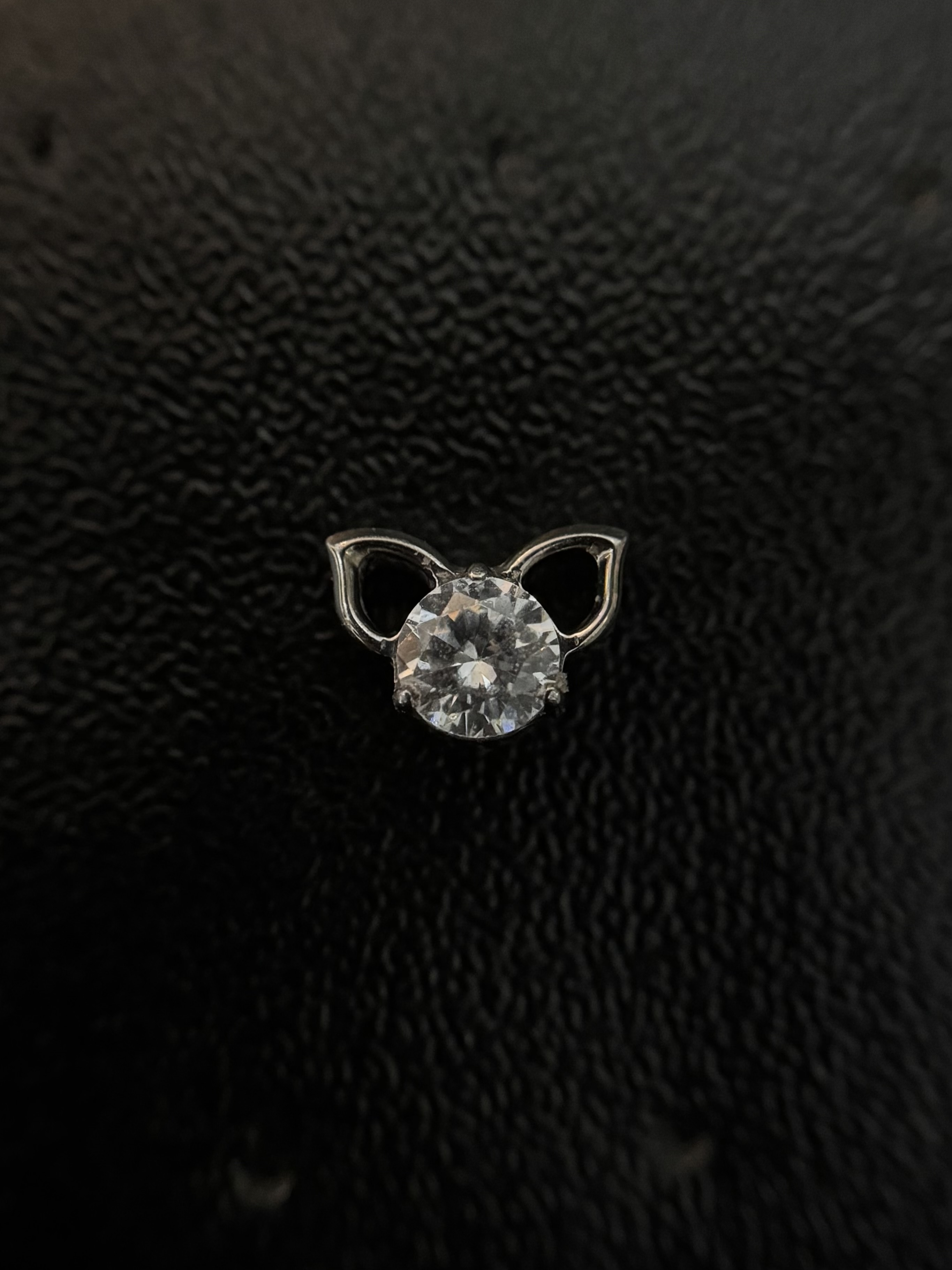 Labret Ponto de Luz Orelha Vazada