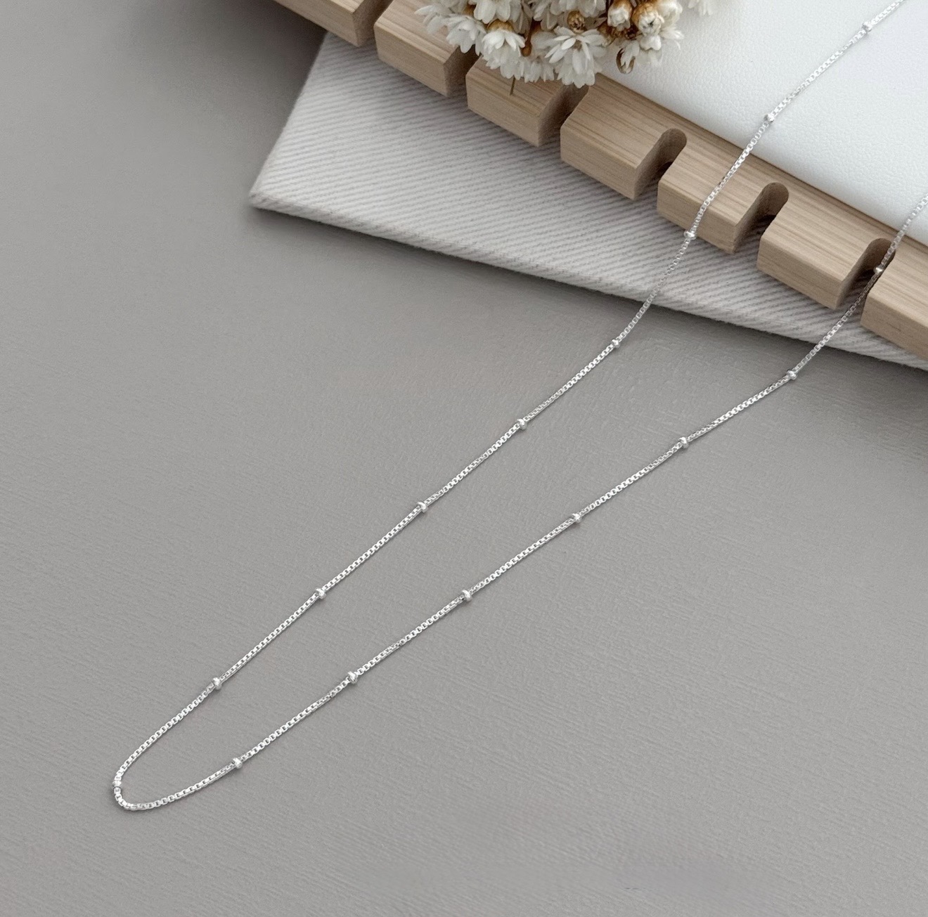 Colar Bolinha 2mm, Medindo 45cm
