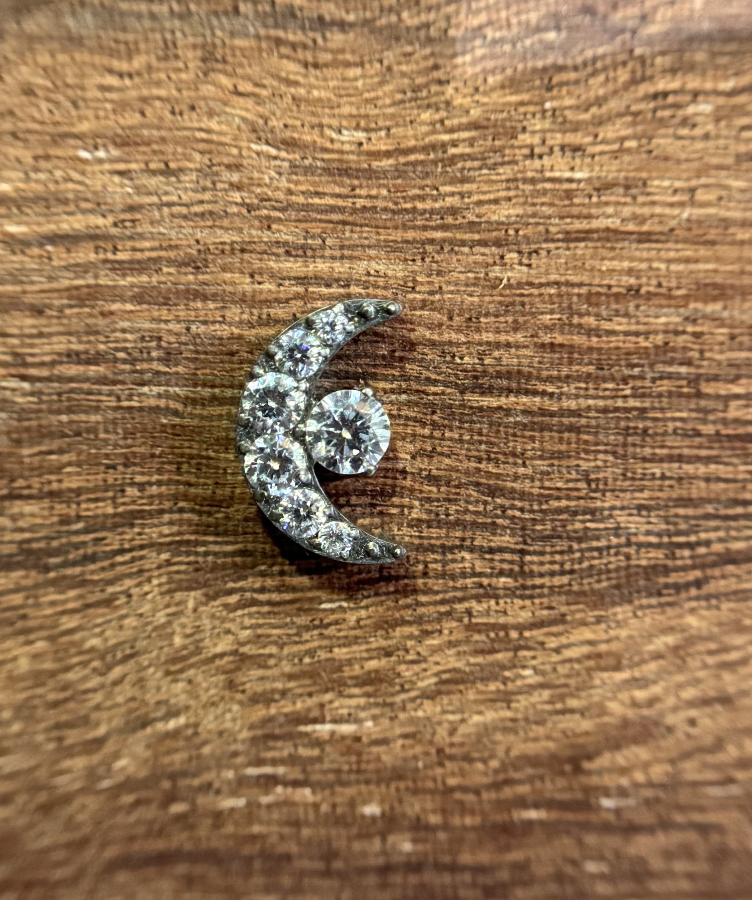 Labret Lua Prata Cravejada/Ponto