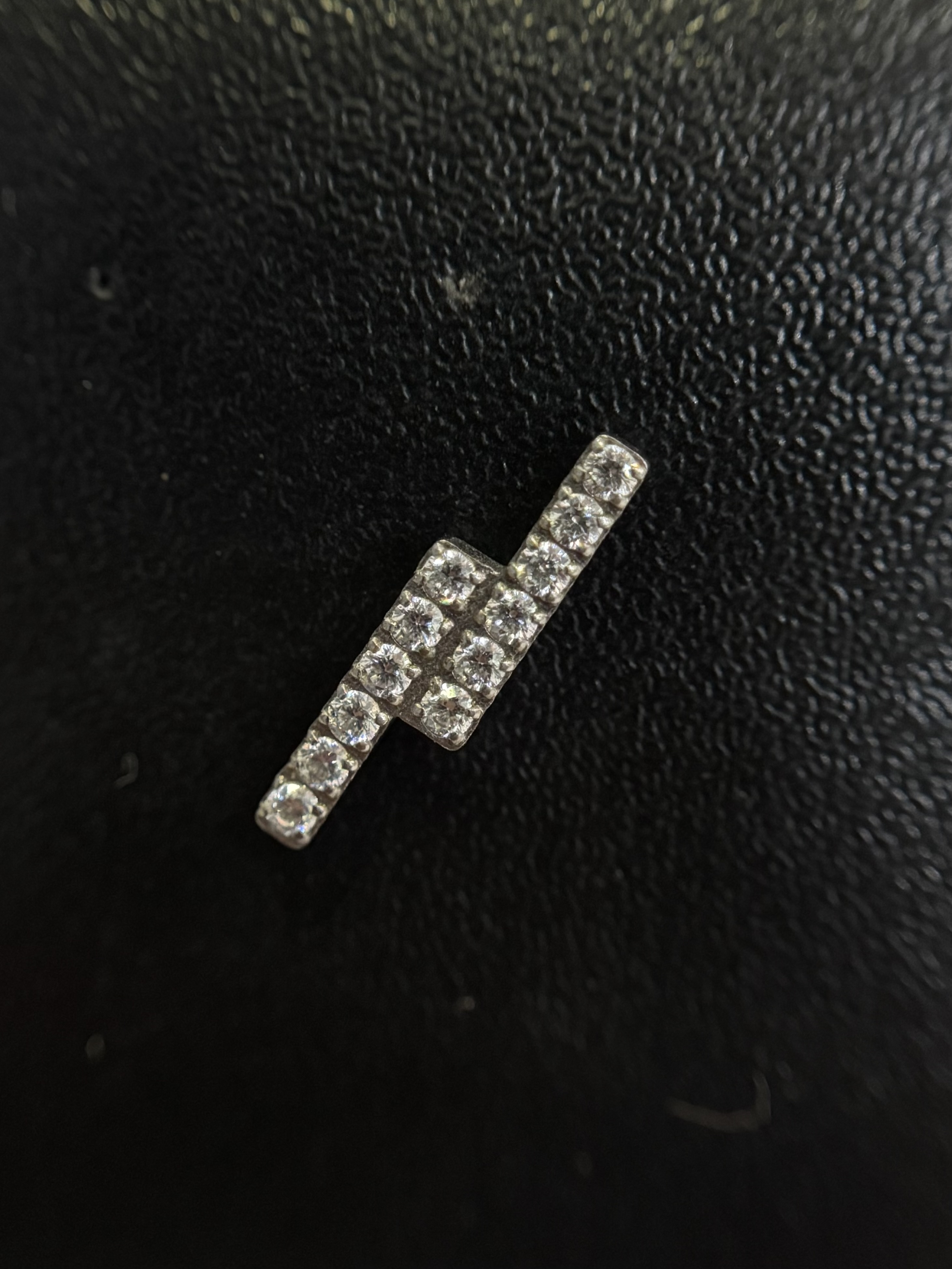 Labret Duas Barras Cravejadas