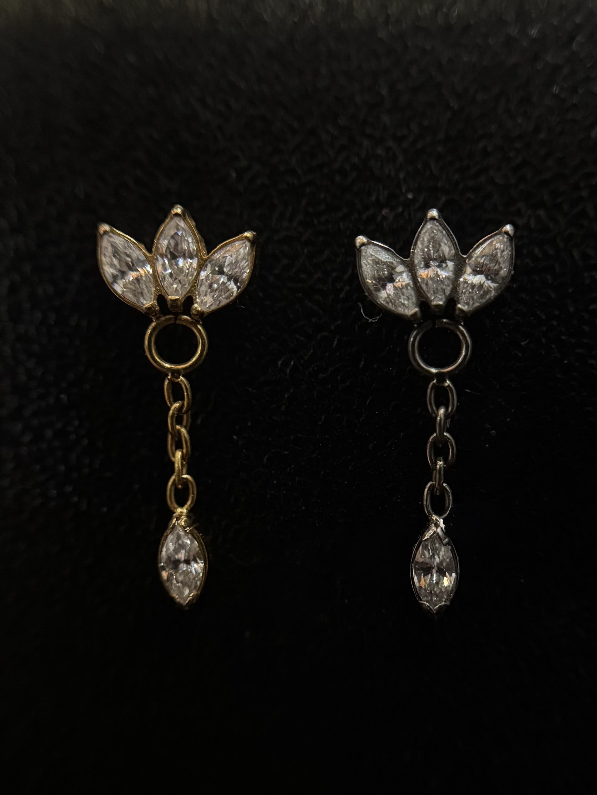 Labret Folha uma Corrente Prata ou Dourada