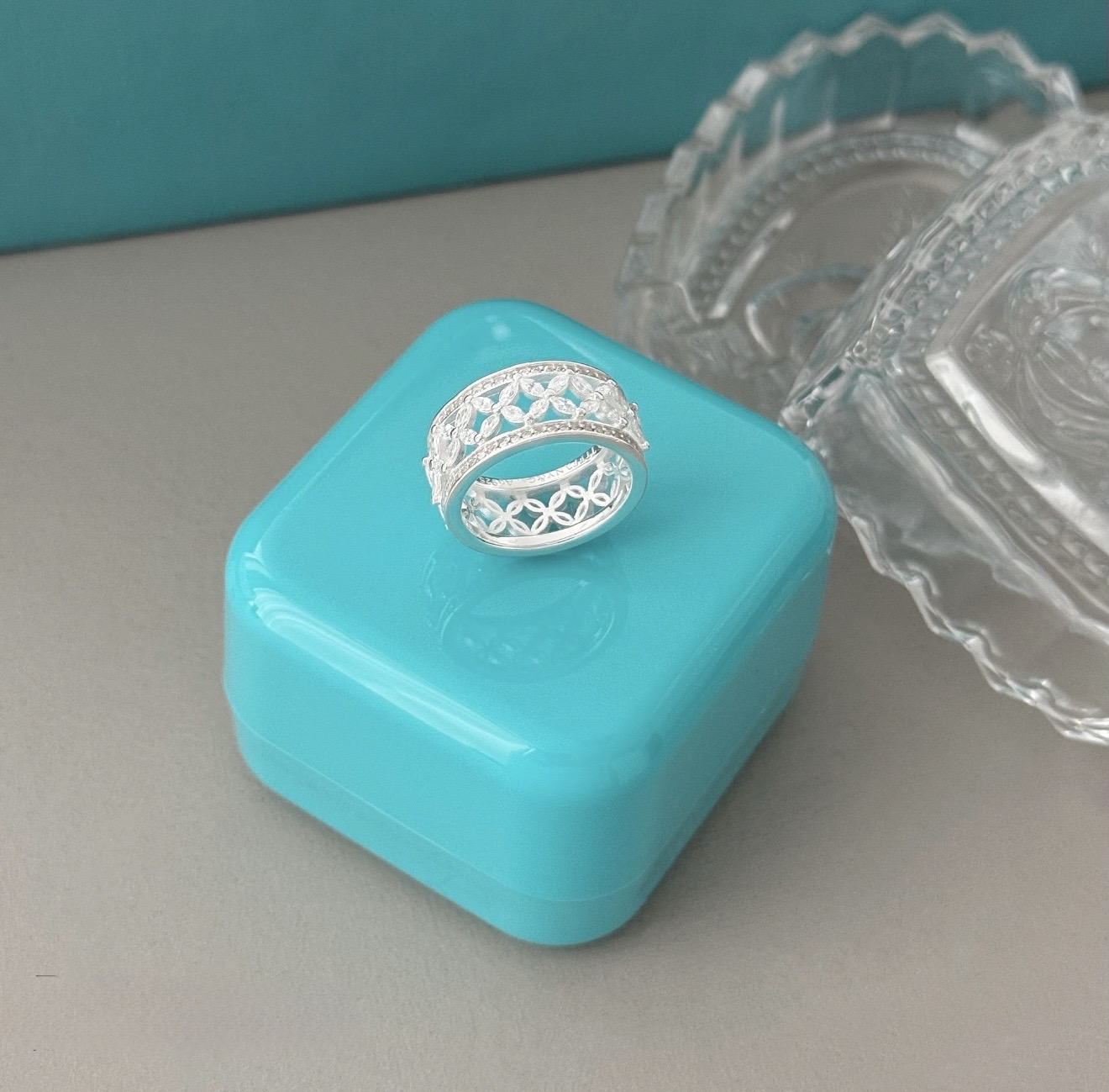 Anel Grosso Luxo Tiffany