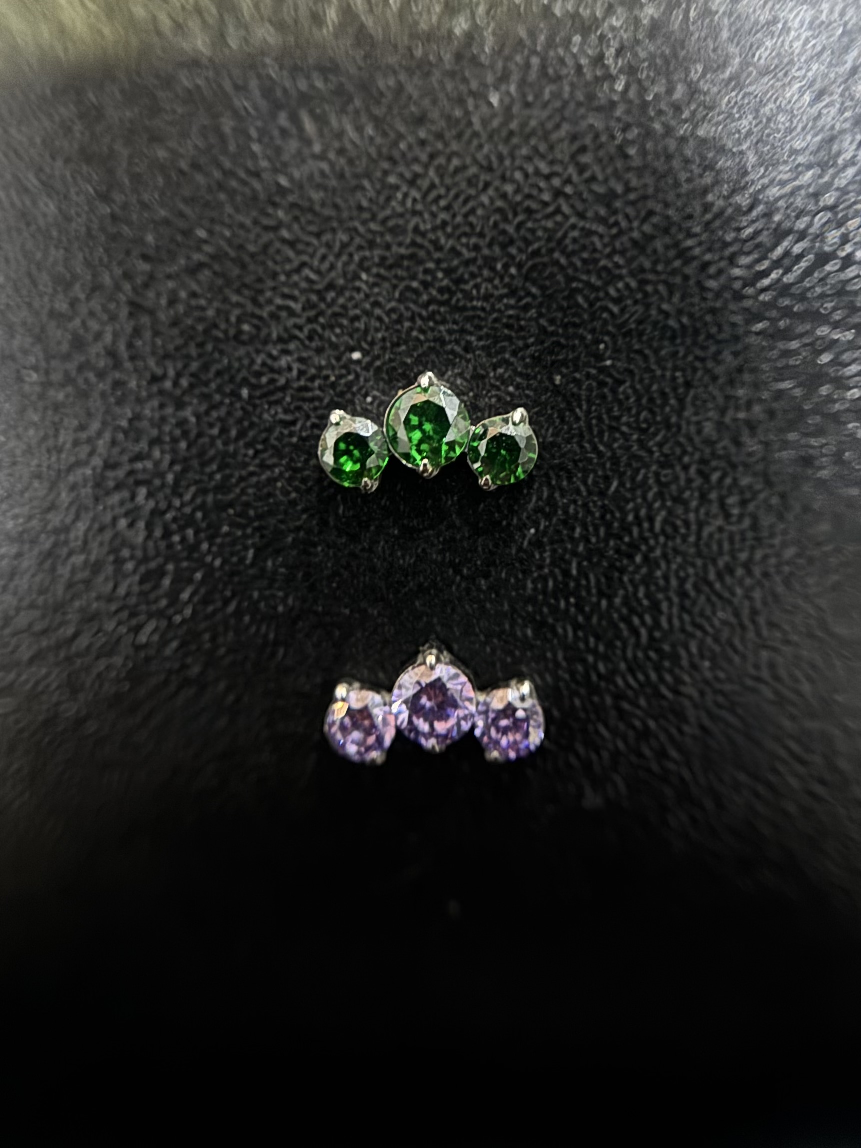 Cluster Mini 3 Pedras Roxo ou Verde