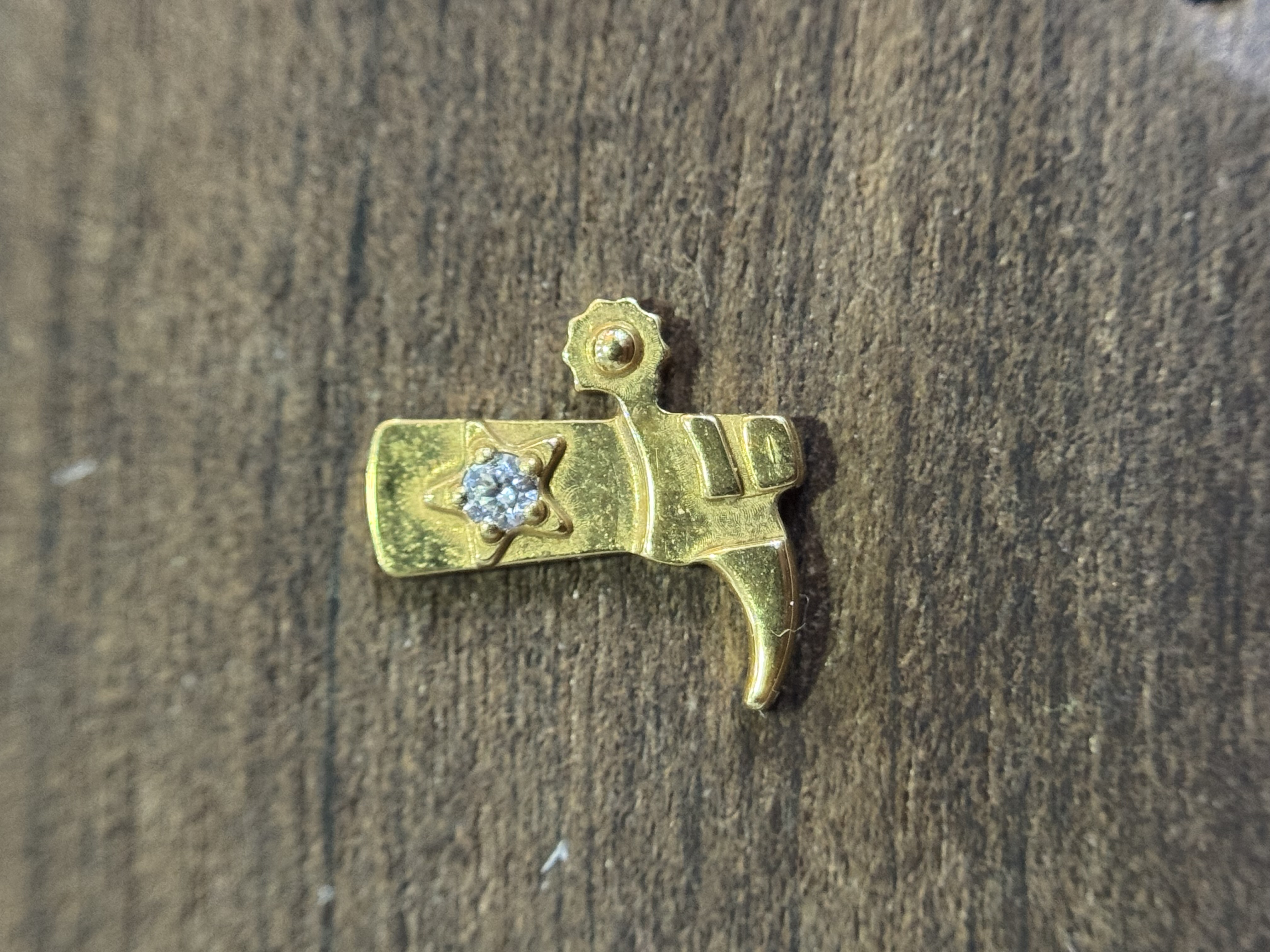 Labret Bota Dourada