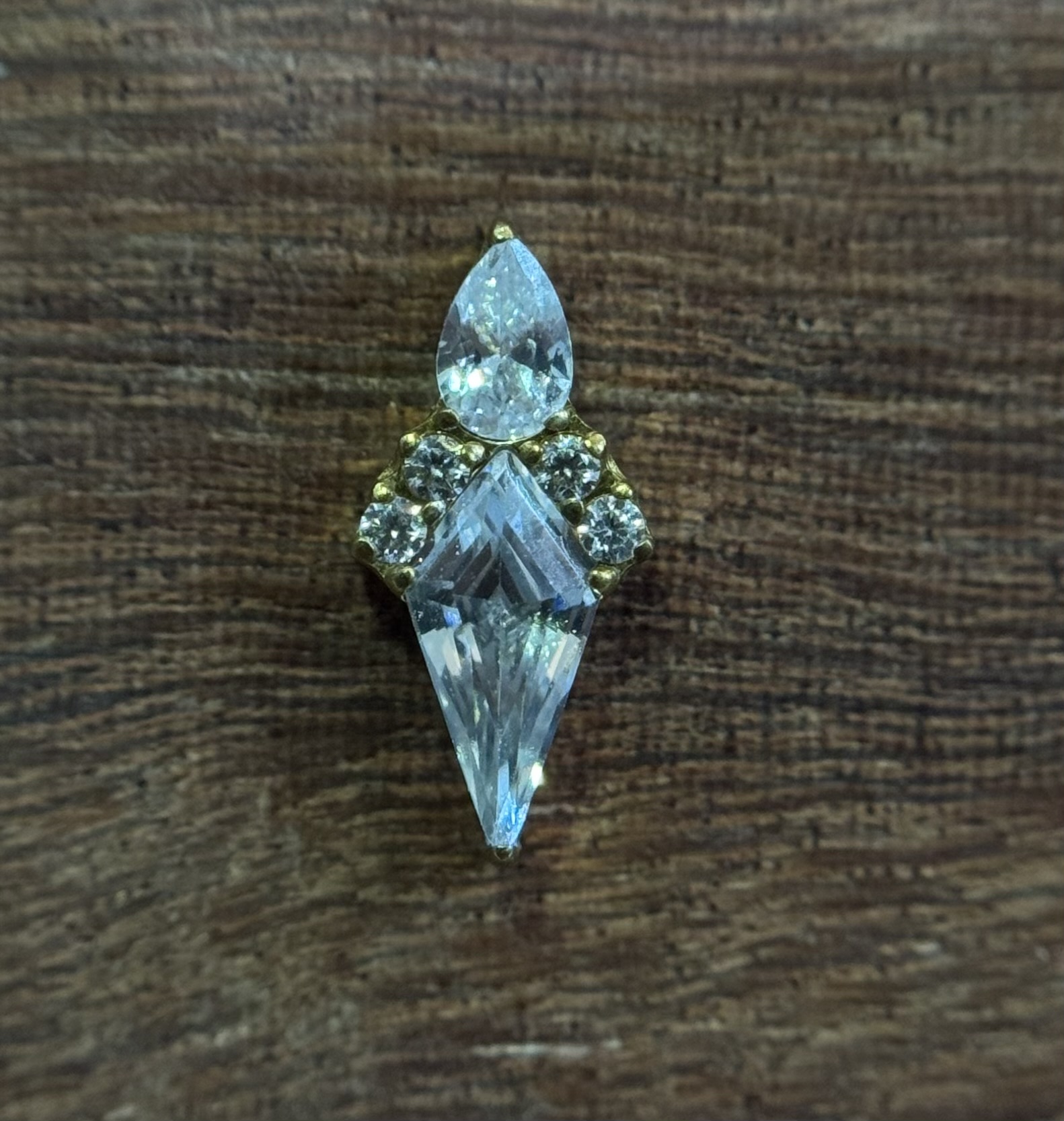 Labret Losango Luxo Dourado