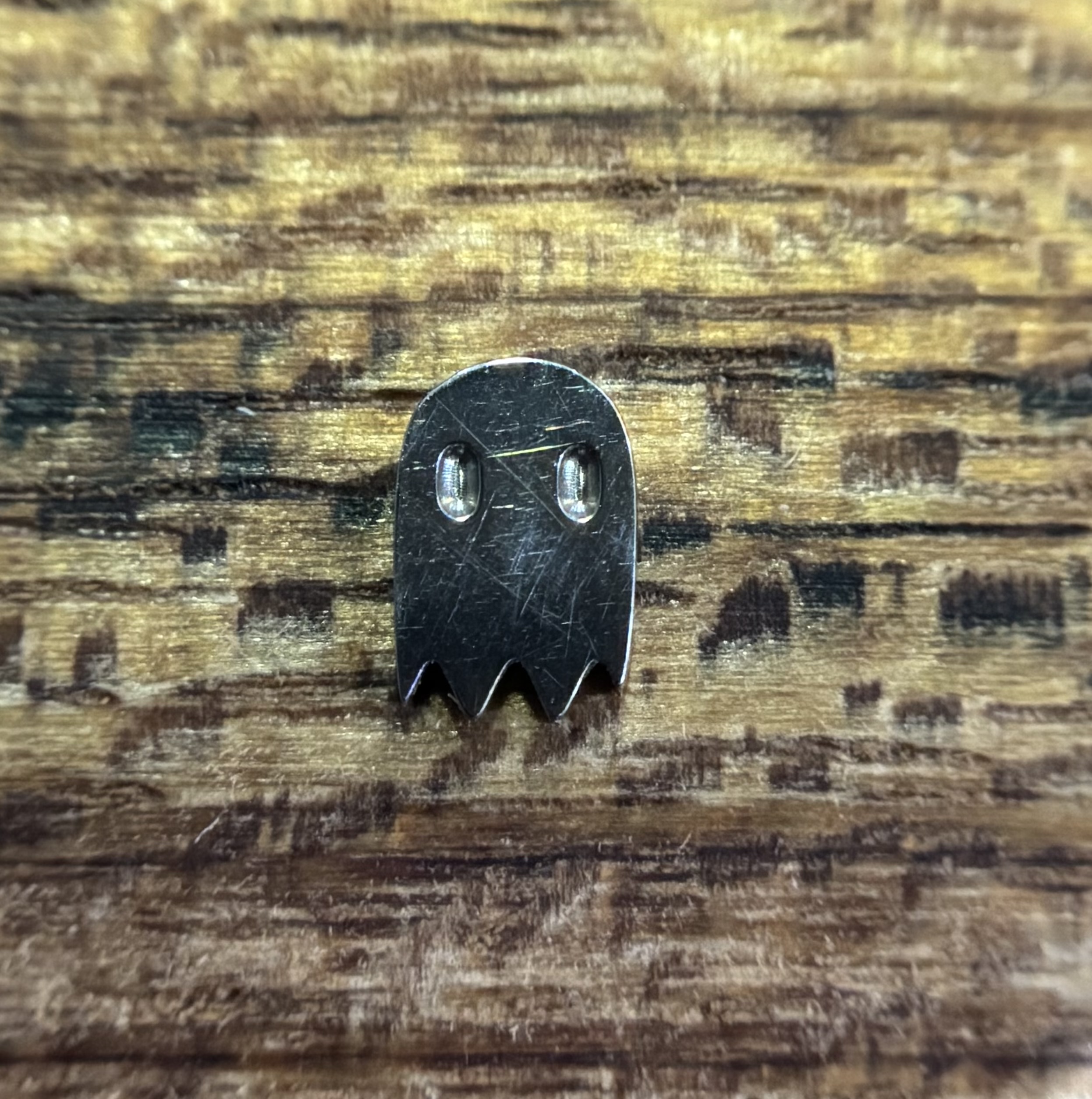 Labret Pac Man Fantasma Prata
