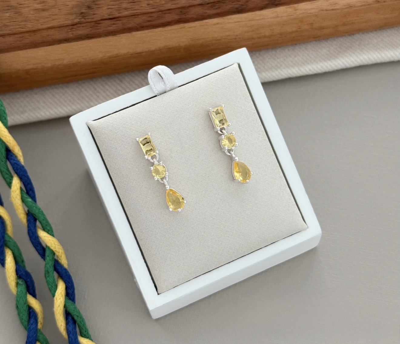 Brinco Formas Amarelo