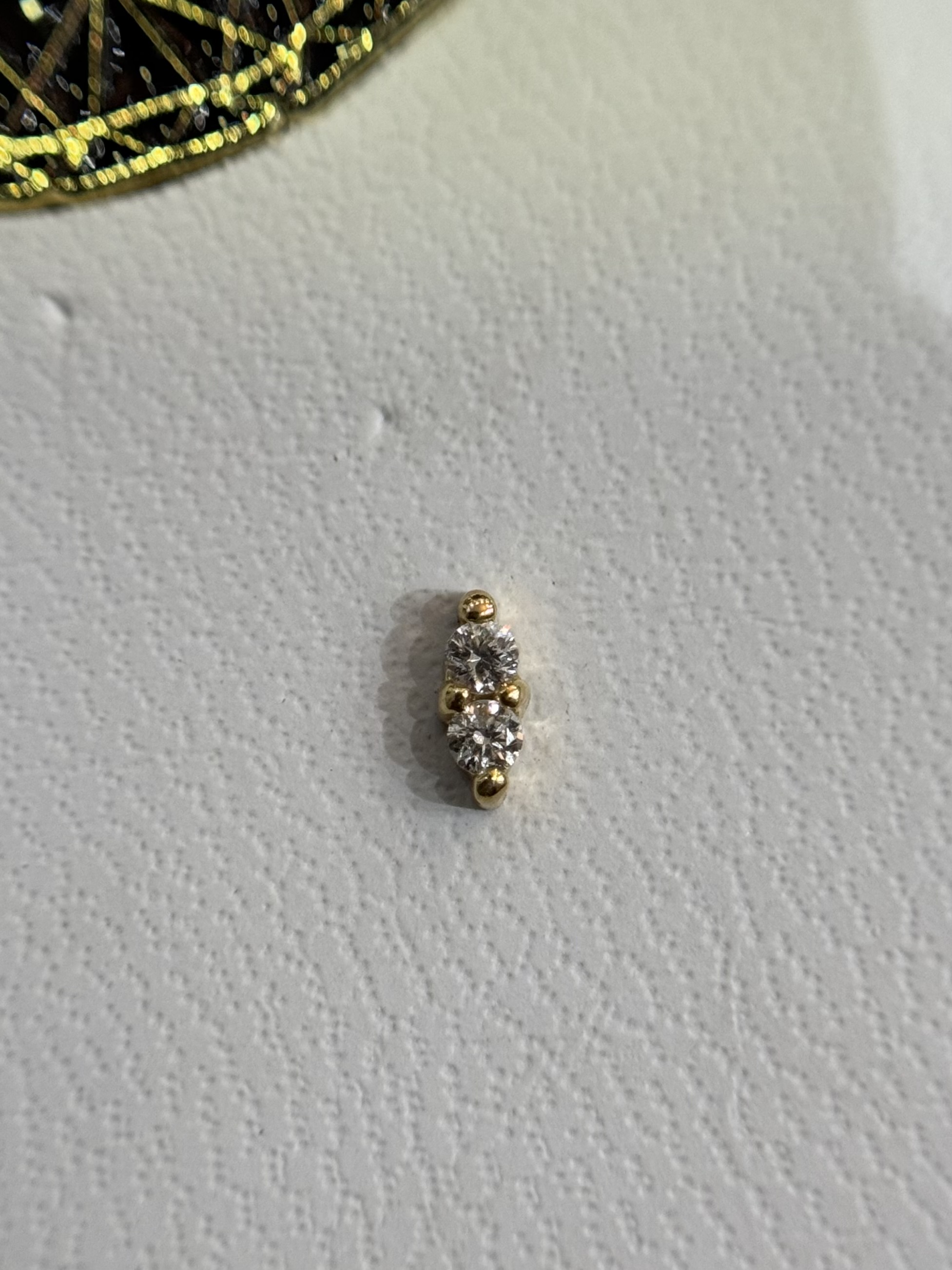 Labret Mini Ponto de Luz DIAMANTE