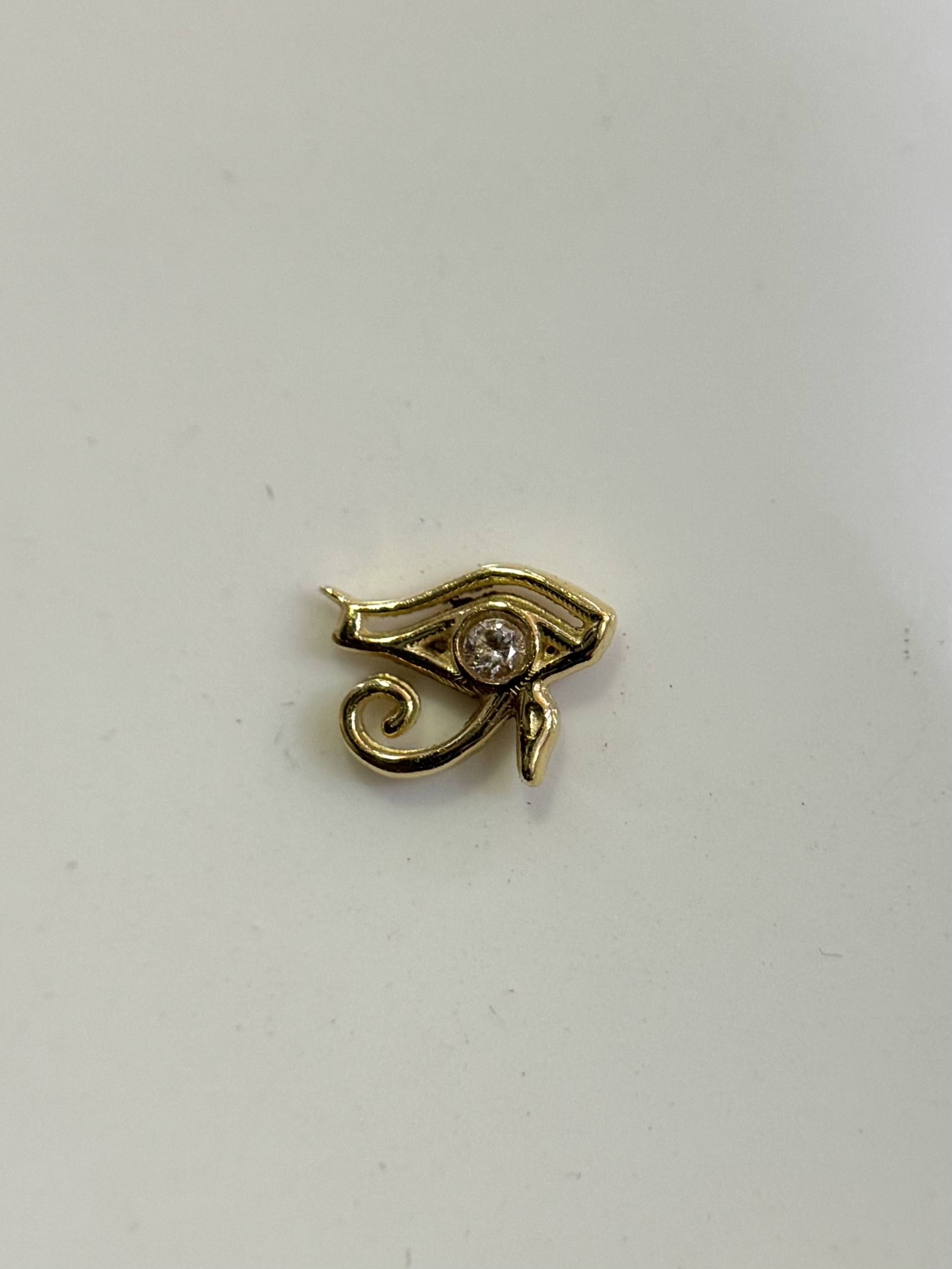 Labret Olho de Horus