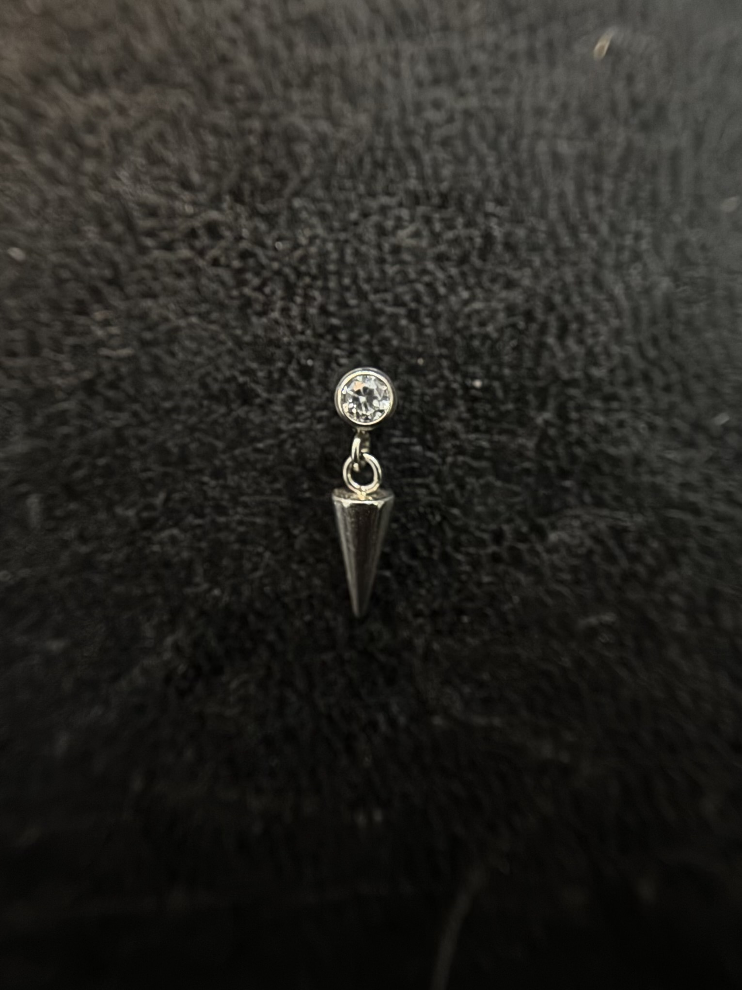 Labret Ponto com Spake Pendurado
