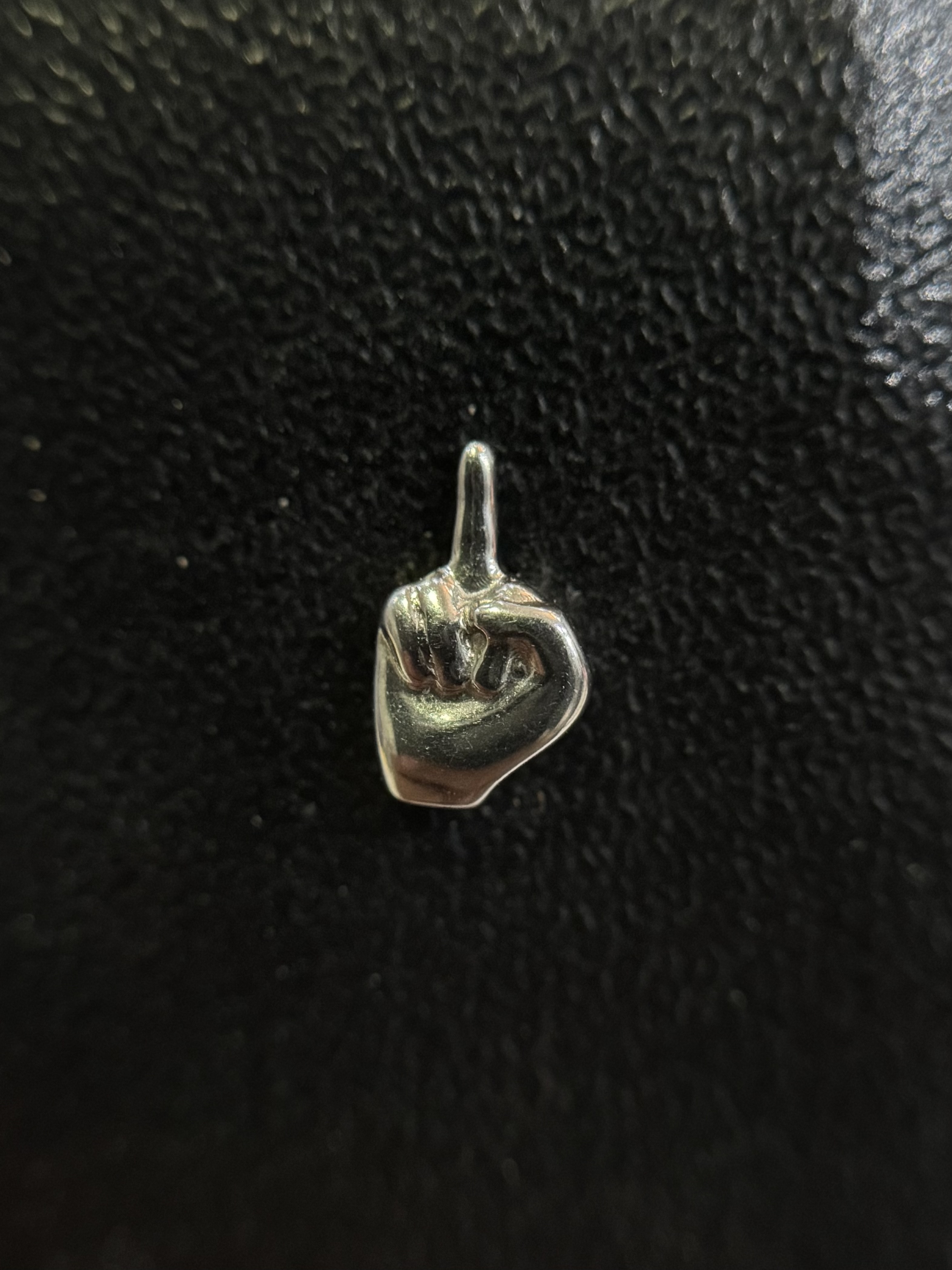 Labret Dedo