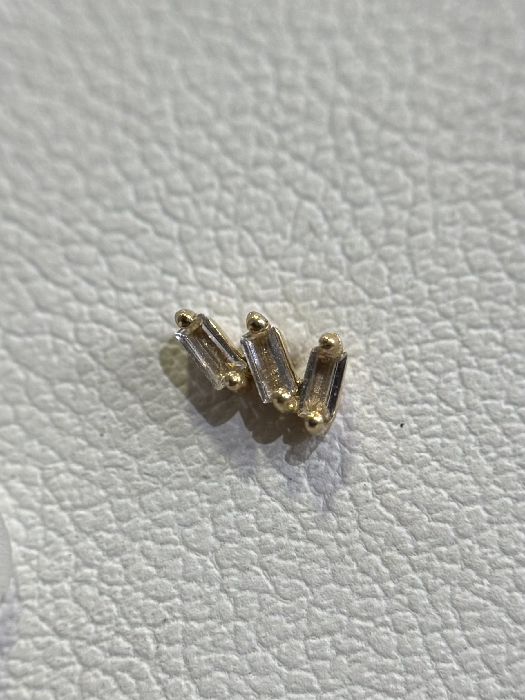 Labret 3 Retângulo Deitado com Zircônia 
